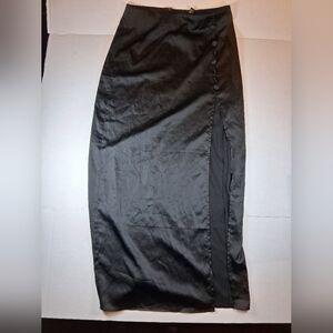 Forever21 Midi Skirt Side Slit Size Medium Women